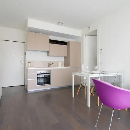 Corso Vercelli Cozy Modern Flat شقة ميلان